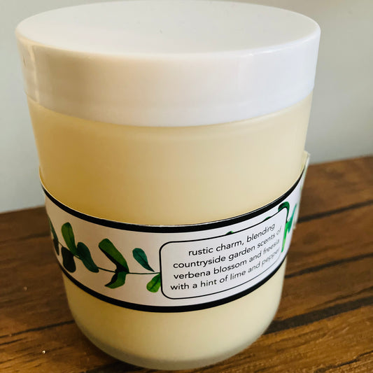 Luxury Scented Candle - Farmhouse